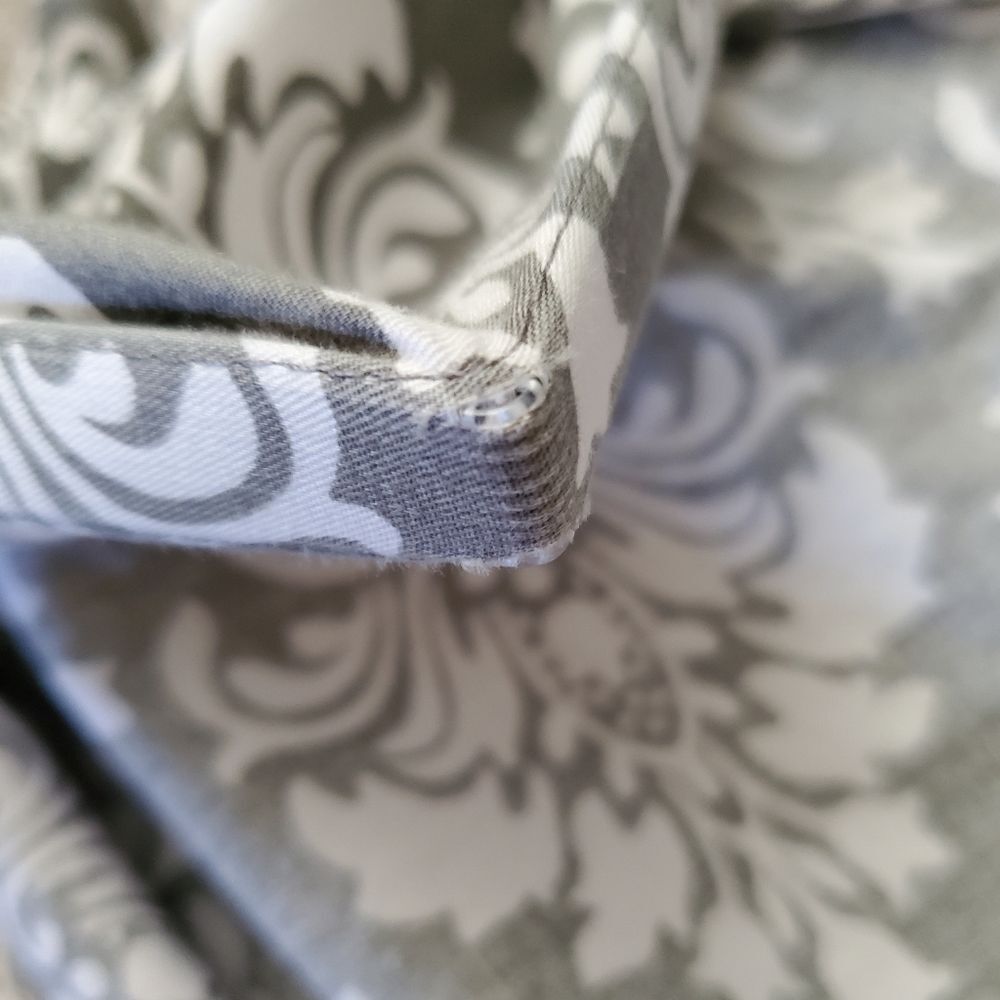 Udder Covers for Nursing Mothers - Gracy - Picture 9 of 10